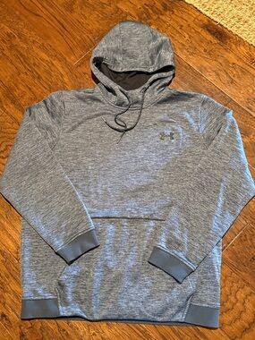 Under Armour Men's  navy blue Performance Hoodie